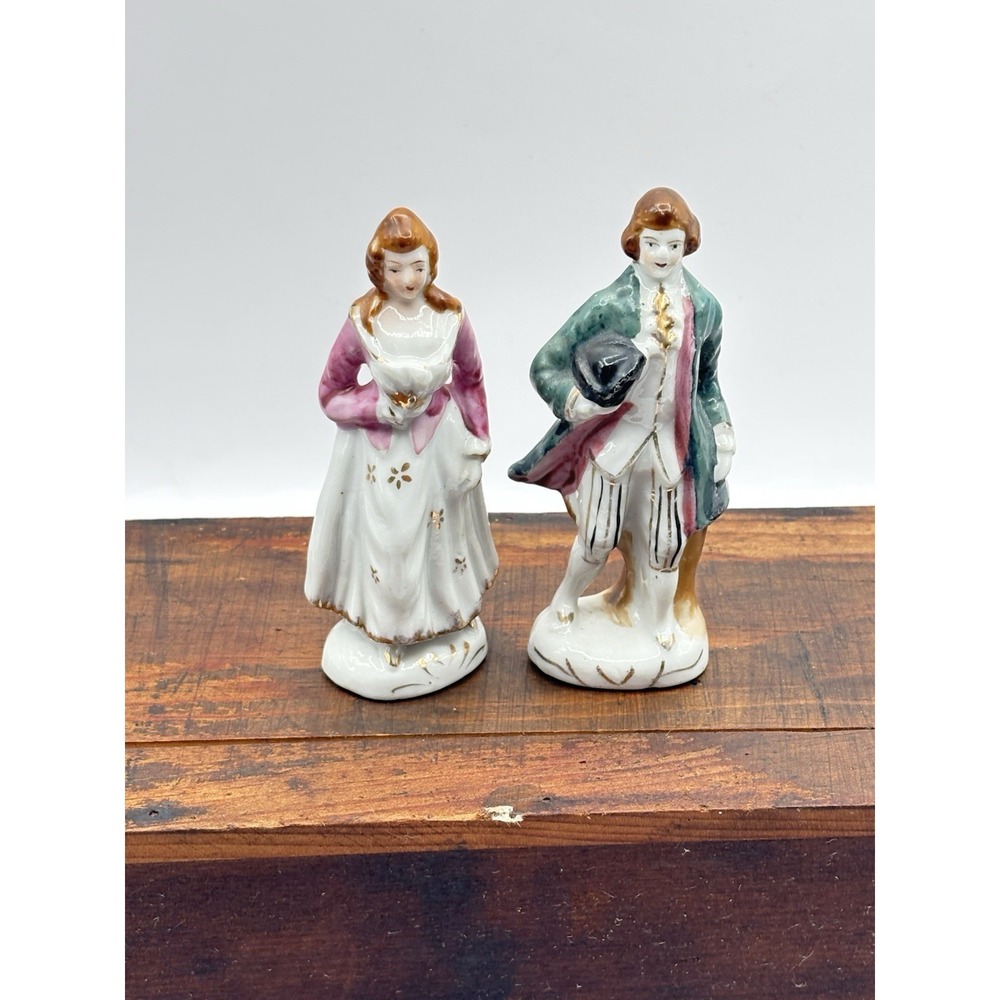 Vintage Porcelain 4" Figurines Colonial Man And Woman Decor Occupied Japan